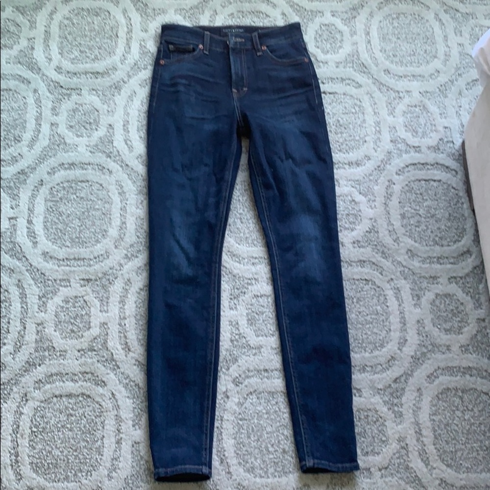 Lucky jeans